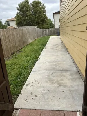 TW’s Lawn Care Logo