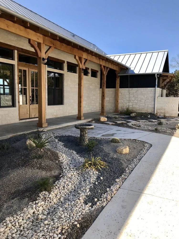 Custom garden landscaping in Bandera, TX - TX Design Landscapers