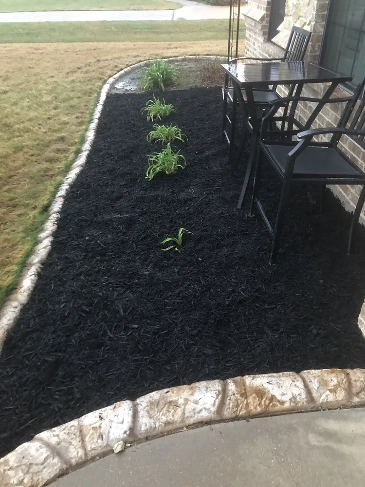 Custom garden landscaping in Granbury, TX - TX Landscapes