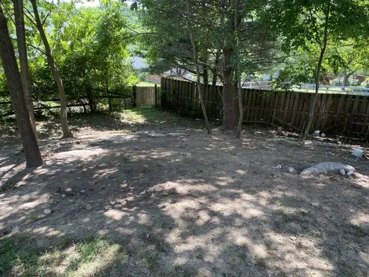 Tye's Cutting Edge Logo