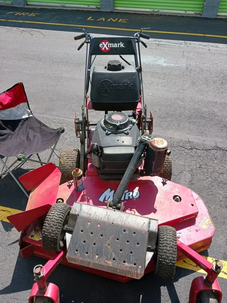 Professional lawn mowing service for beautiful yards in Garfield, NJ by Tyken