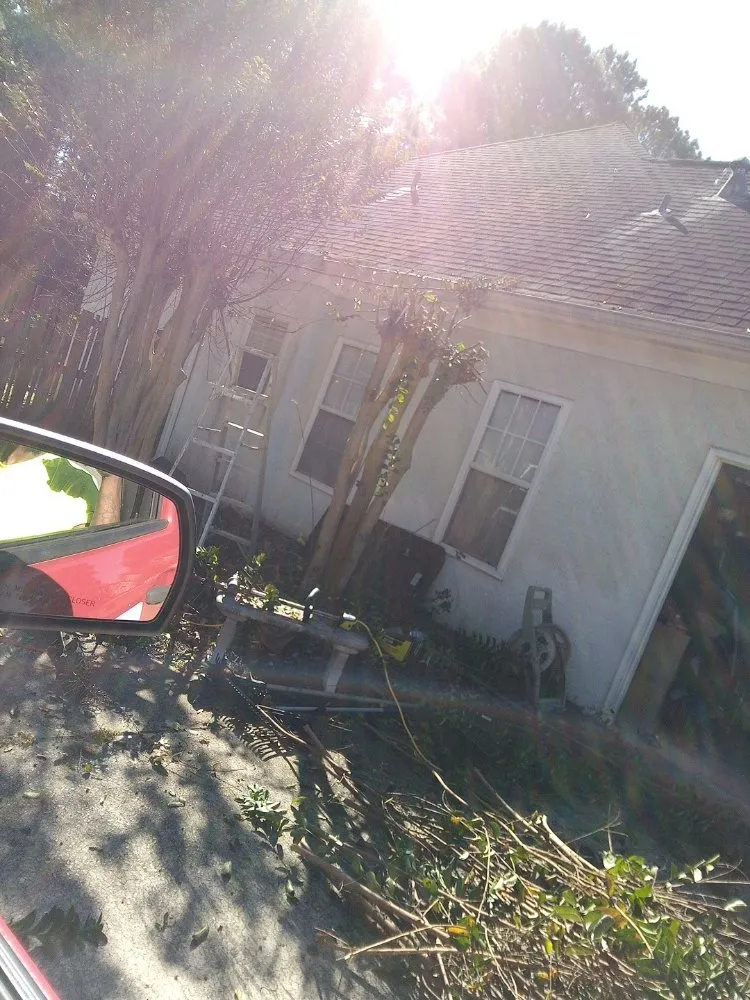 Custom residential landscaping for homes in Newnan, GA by Tyler & Taylor landscaping