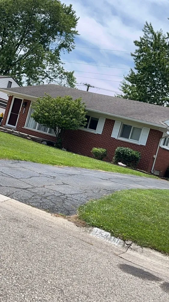 Custom garden landscaping experts serving Livonia, MI - Tyler and Sam Landscaping