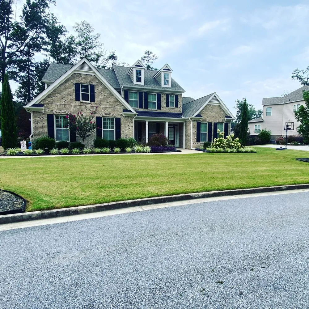 Affordable yard maintenance in Cartersville, GA - Tyler Landscape Company