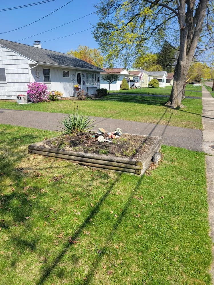 Top-rated lawn care service in Elmira, NY - Tyler's Lawn Care & Pressure Washing