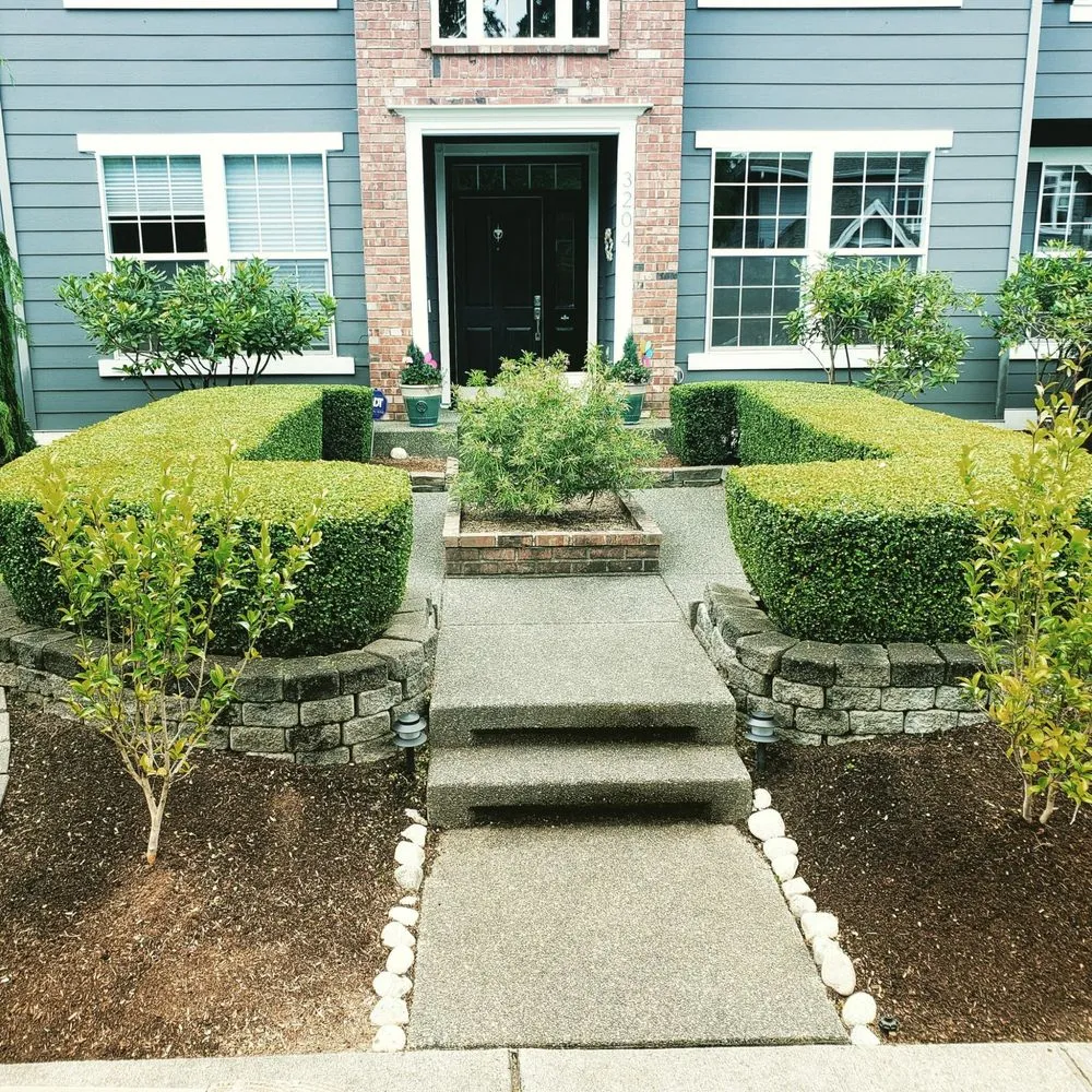 Reliable lawn care service in Marysville, WA by Tyler's Lawn Salon