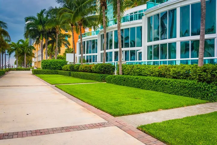 Reliable garden landscaping in Homestead, FL by Tyrone's Lawn Service