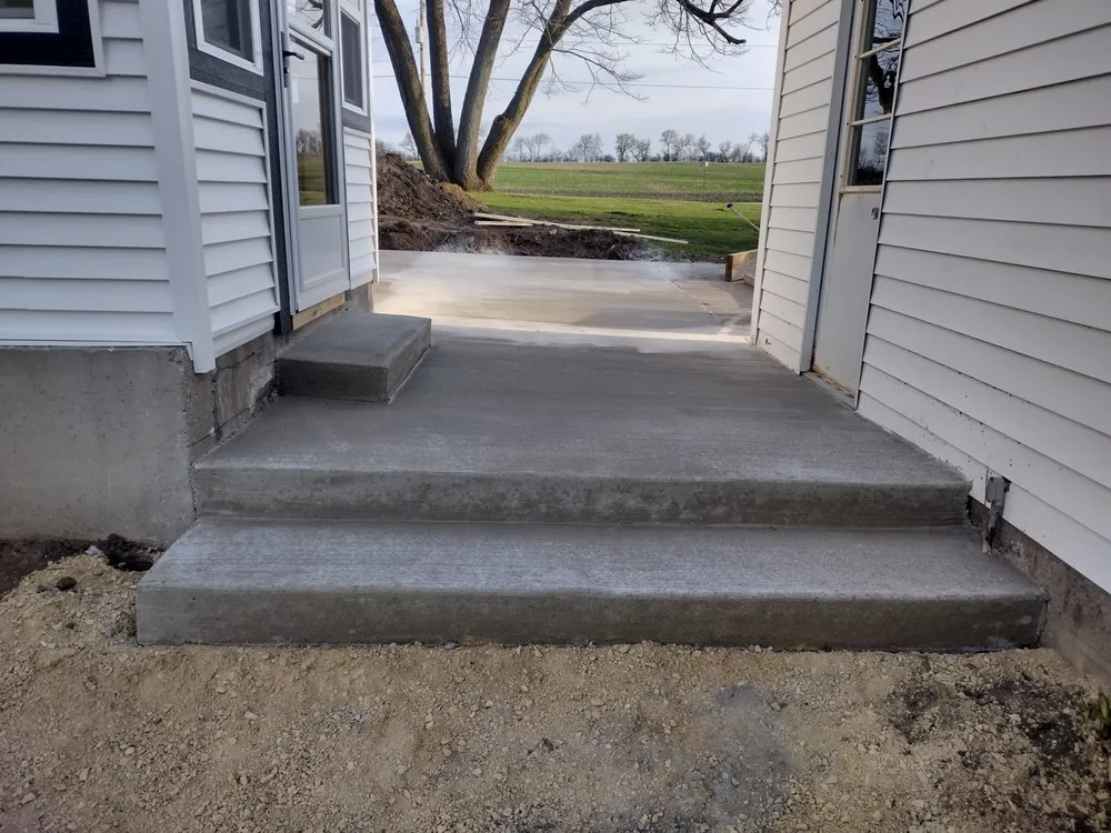 Affordable outdoor landscaping experts serving Janesville, WI - Ty's Landscaping