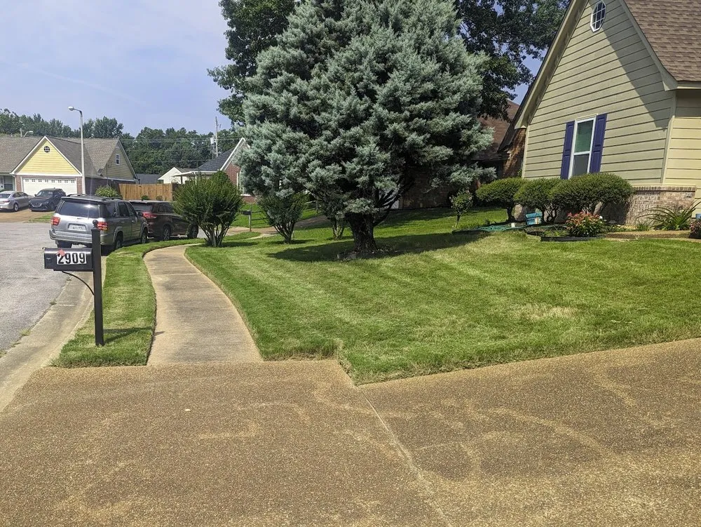 Affordable garden landscaping for residential properties in Cordova, TN by Ty's Lawn Care