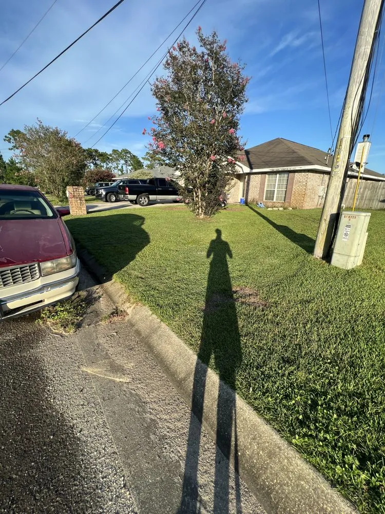 Trusted landscape design with custom design across Navarre, FL - Ty’s mowing company