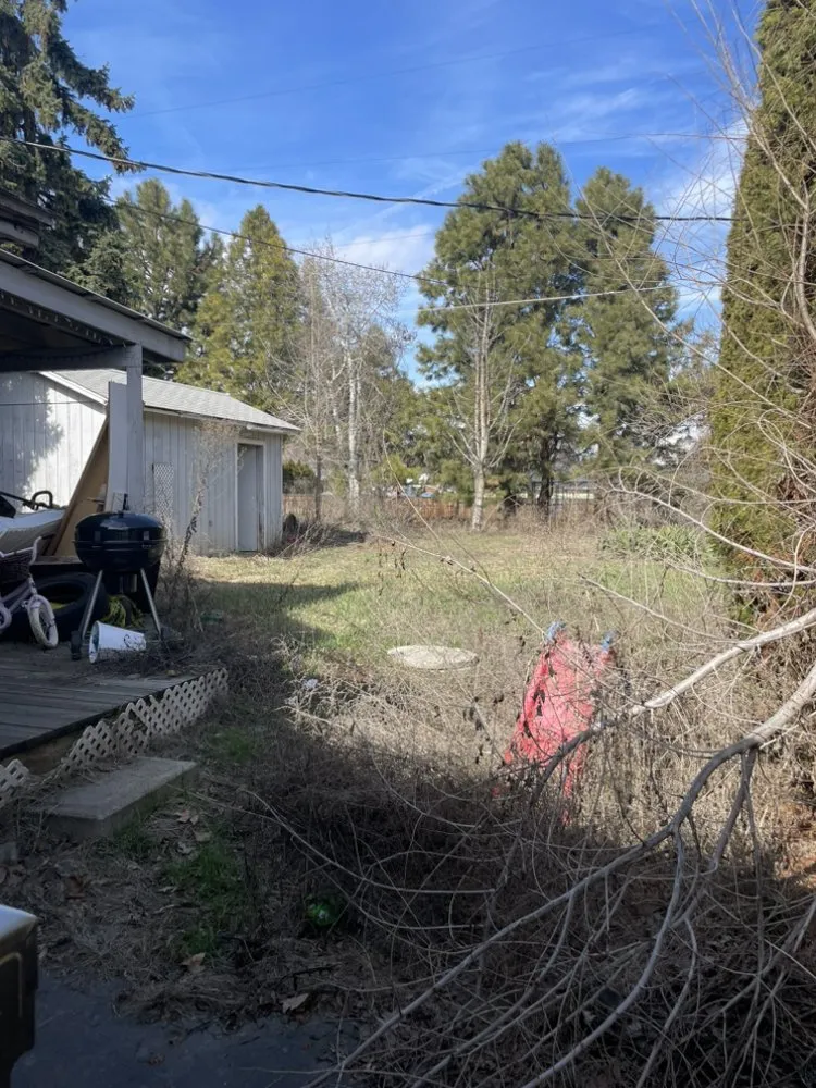 Professional lawn care service experts serving Yakima, WA - Tyson’s Lawn Care