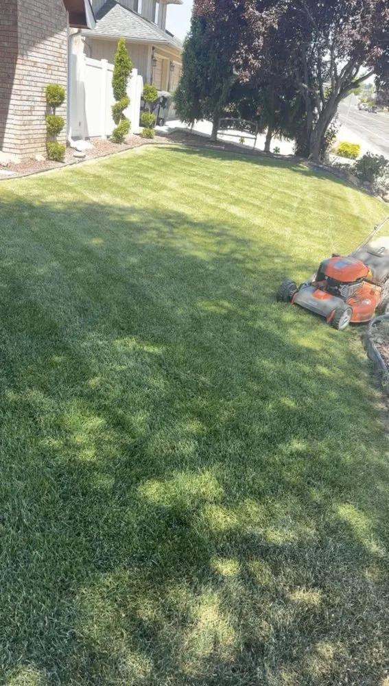 Reliable lawn mowing service experts serving Yakima, WA - Tyson’s Lawn Care