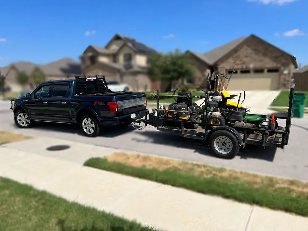 Local lawn mowing service in Hutto, TX - Tyson's Mow and More