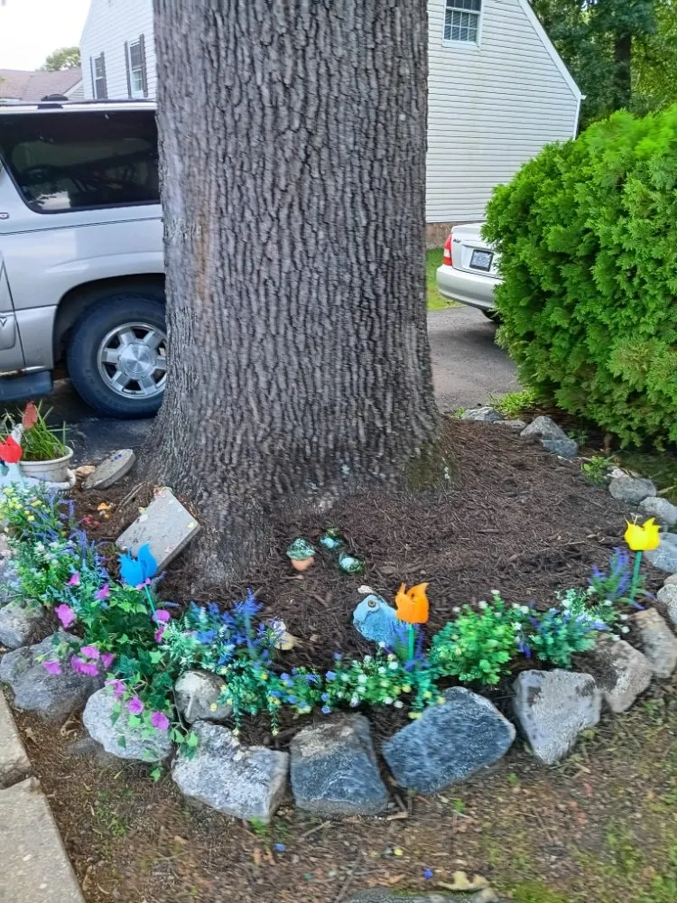 Custom garden landscaping for beautiful yards across Petersburg, VA - T&Z Lawncare Services