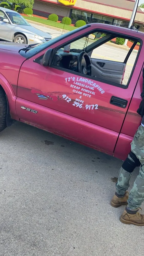 Reliable lawn mowing service for homes in Washington, PA by Tz’s Landscaping