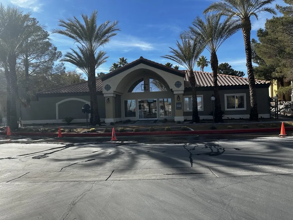 Affordable landscaping services experts serving Las Vegas, NV - ​U S Lawns - ​Las Vegas