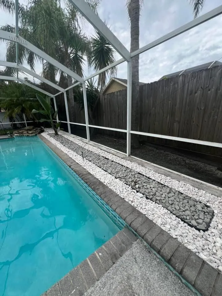 Local garden landscaping in Sarasota, FL by Ubben Earthworx