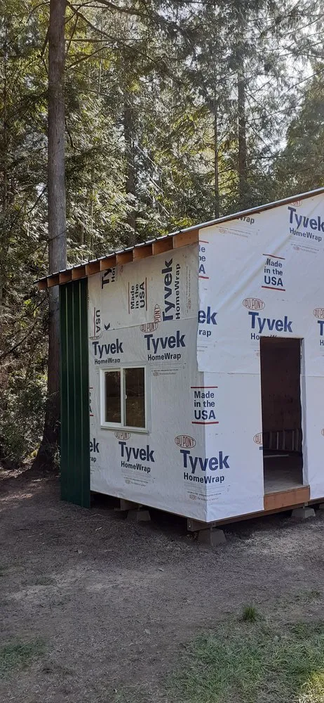 Custom lawn care service with custom design across Poulsbo, WA - Uber's Handyman Service