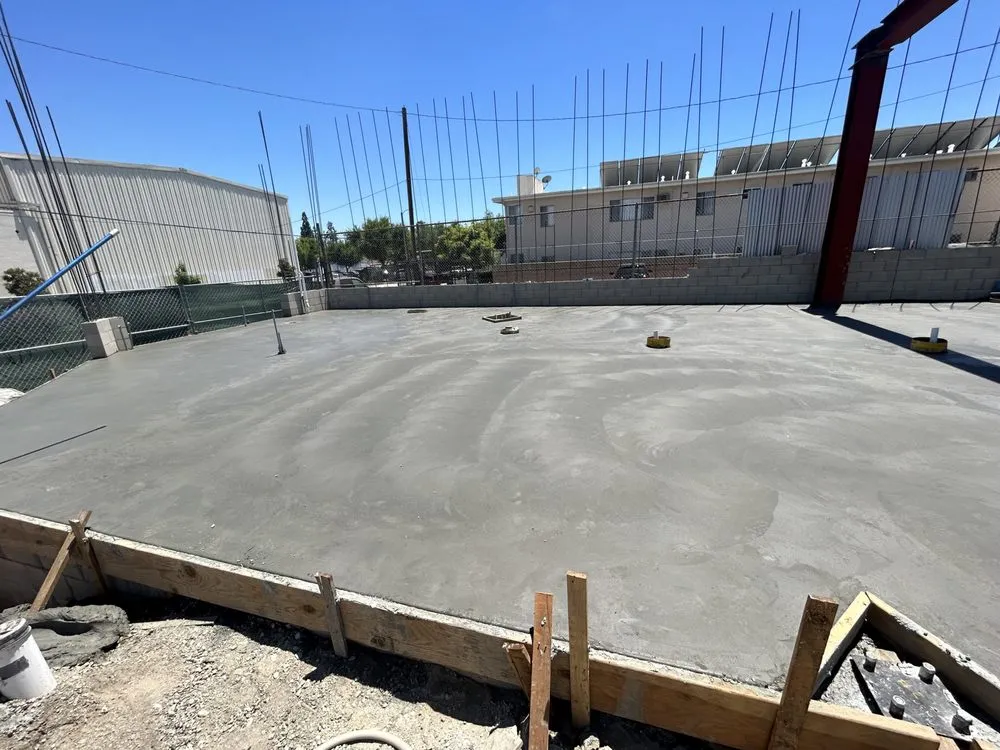 Professional garden landscaping in Los Angeles, CA - UBIC