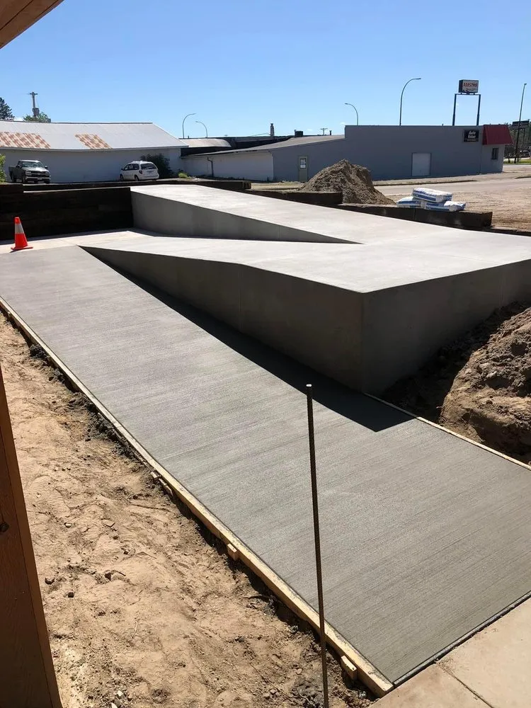 Trusted lawn care service in Los Angeles, CA - UBIC