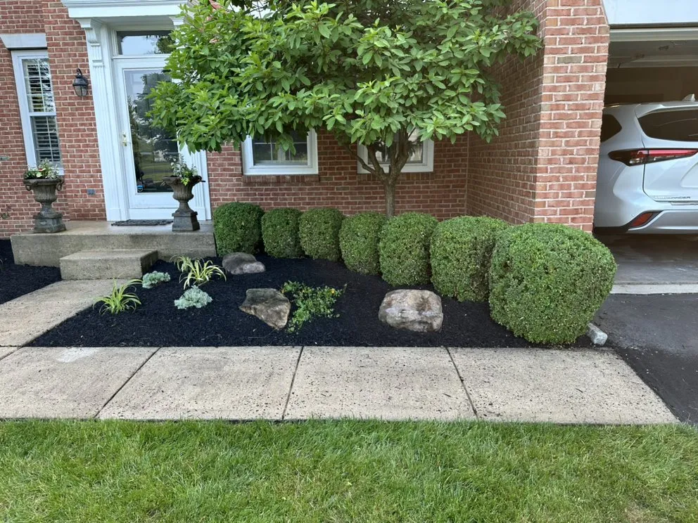 Top-rated garden landscaping for beautiful yards across Maple Glen, PA - UD Landscaping