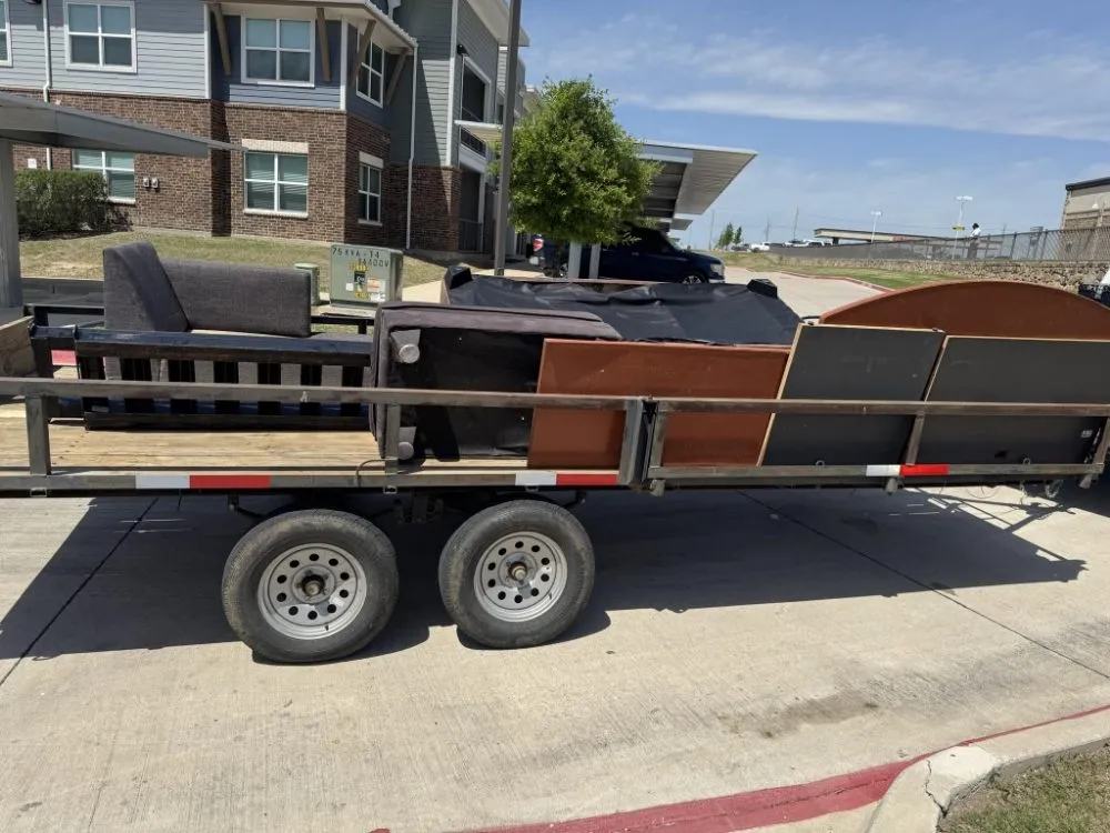 Trusted yard maintenance in Garland, TX - Ufckennels214