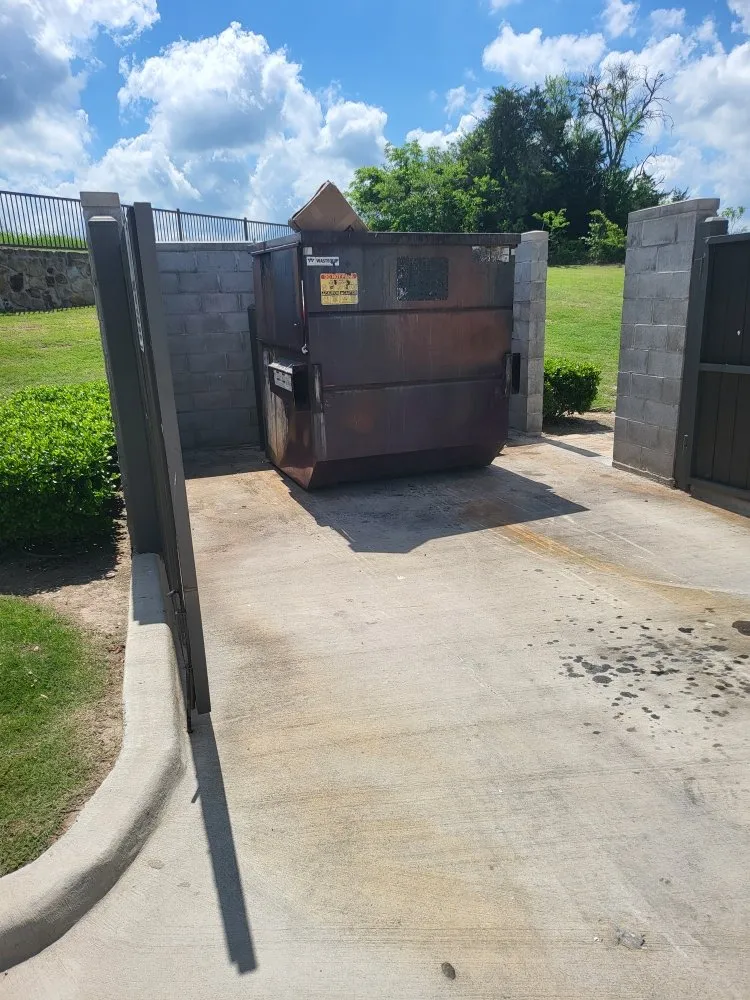 Trusted residential landscaping experts serving Garland, TX - Ufckennels214