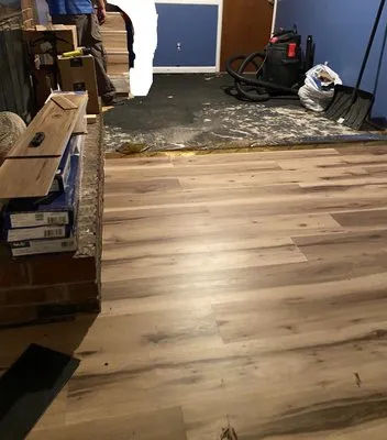 Ugalde Mowing Service Logo