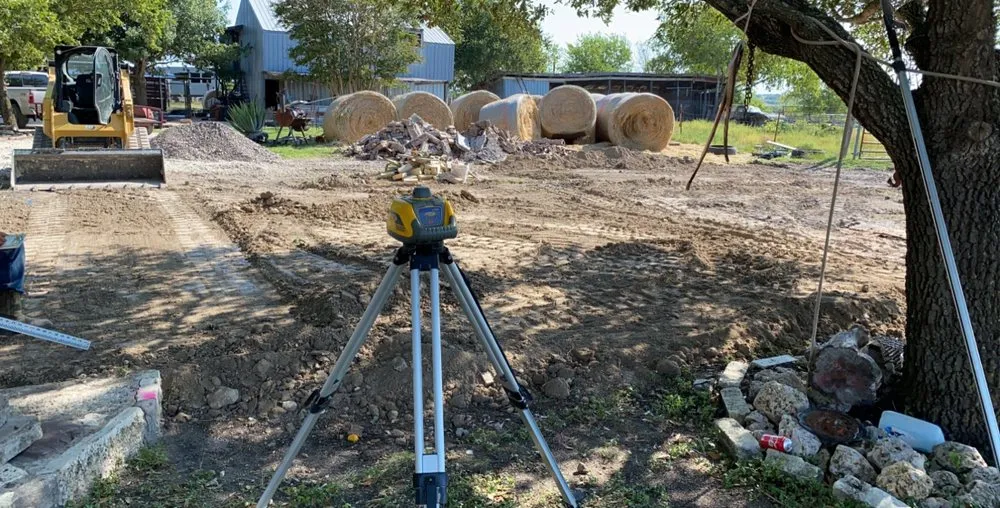 Affordable yard maintenance in Manor, TX - Ugarte Landscapes &Tree Care