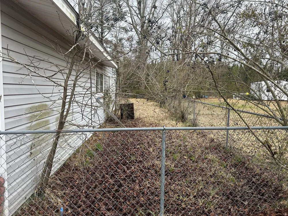 Local lawn mowing service for year-round maintenance across Swansboro, NC - Ugly Creationz Lawncare