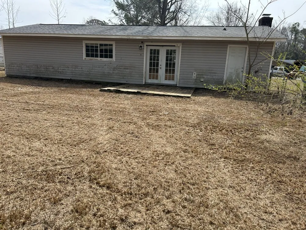 Custom outdoor landscaping experts serving Swansboro, NC - Ugly Creationz Lawncare