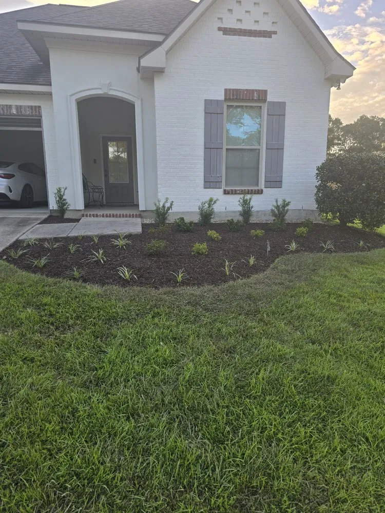 Trusted landscape installation for year-round maintenance in Baton Rouge, LA by UGO Professional Landscape Services