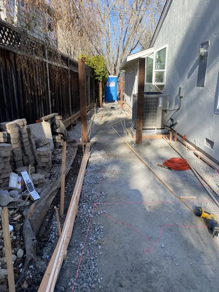 Custom lawn care service for beautiful yards in Menlo Park, CA by UH Landscape