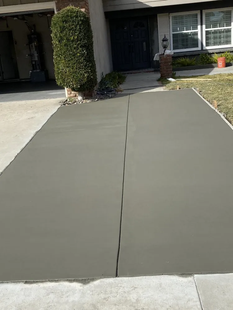 Trusted landscaping services experts serving Santa Ana, CA - UL Construction And Landscaping