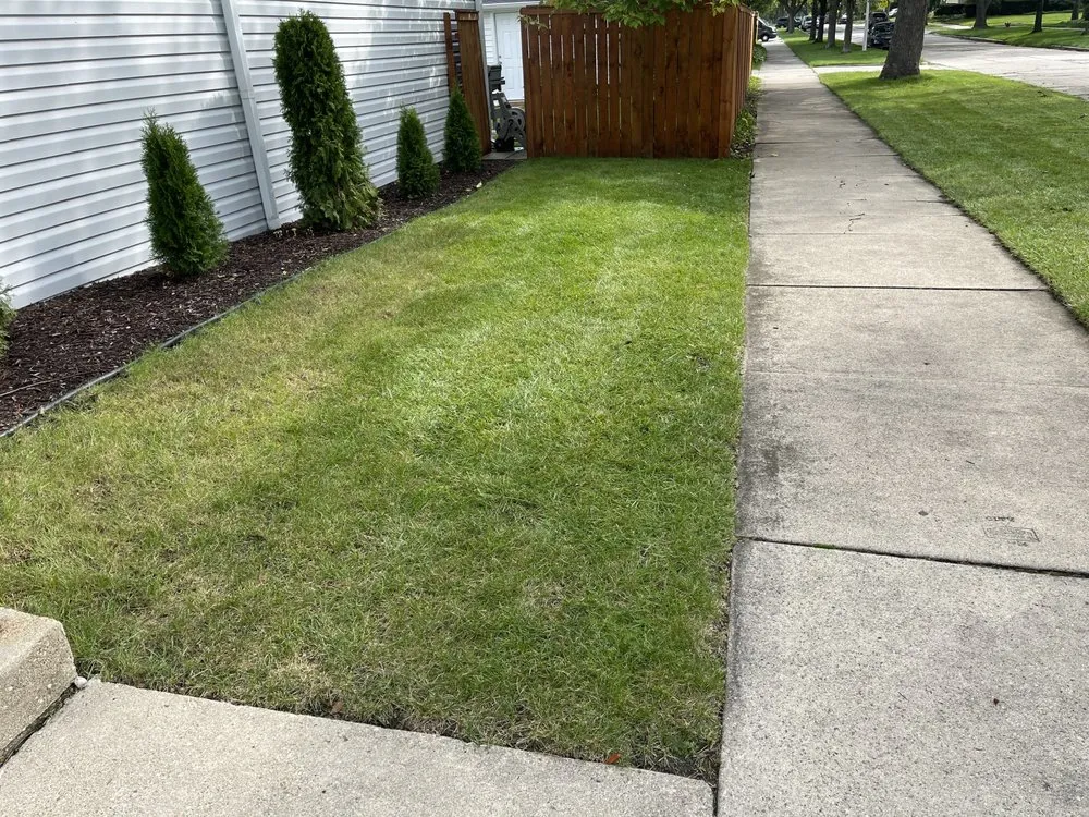 Affordable residential landscaping in Chicago, IL by UL Landscaping