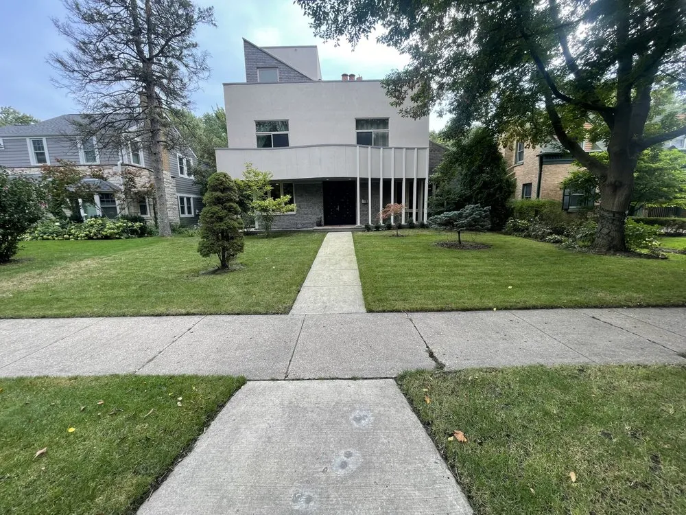 Professional yard cleanup service experts serving Chicago, IL - UL Landscaping