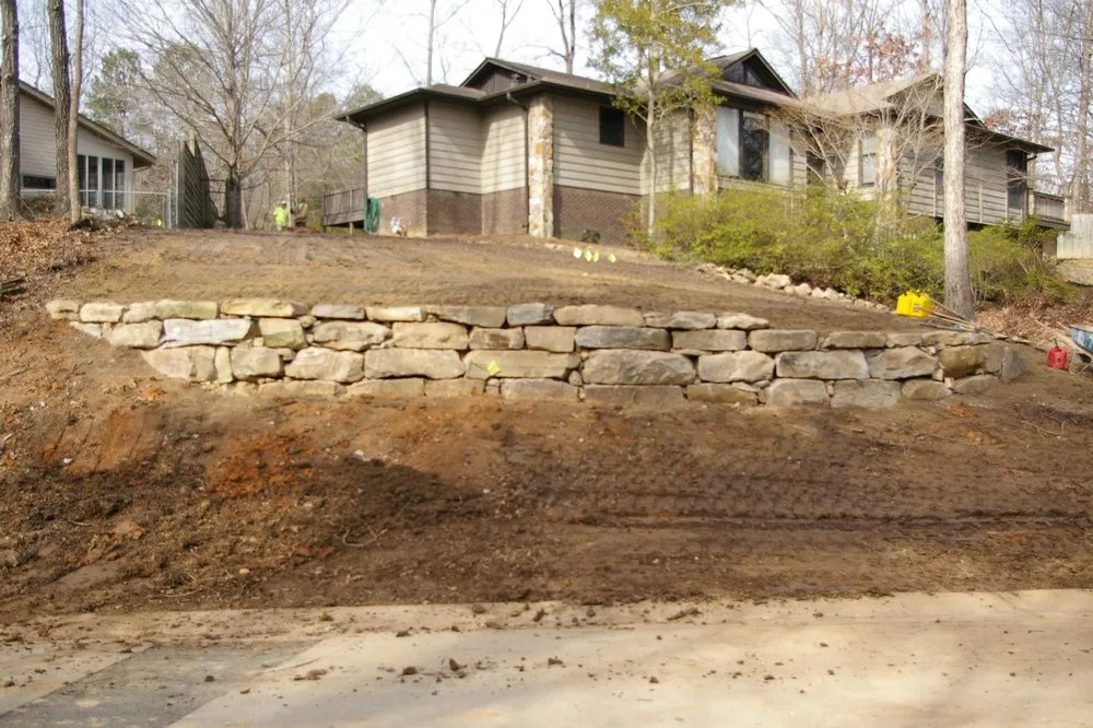 Top-rated residential landscaping experts serving Hoover, AL - Ulch Mulch