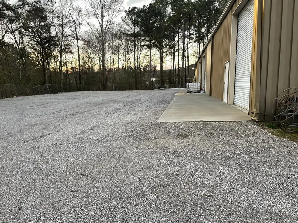 Top-rated outdoor landscaping for outdoor upgrades across Hoover, AL - Ulch Mulch