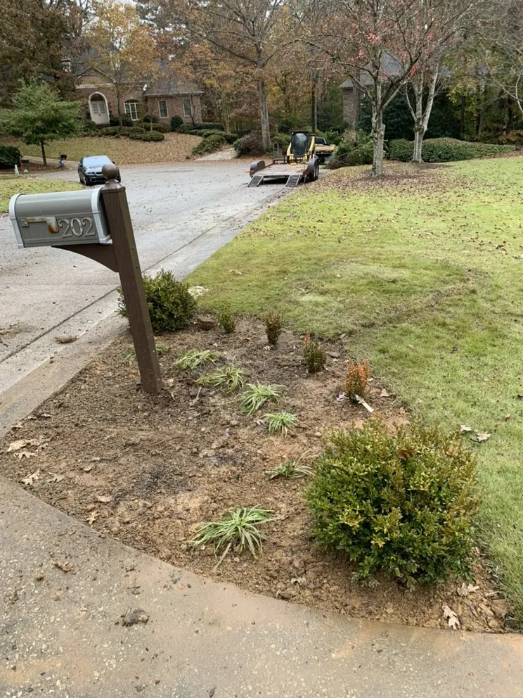 Affordable landscaping services experts serving Hoover, AL - Ulch Mulch