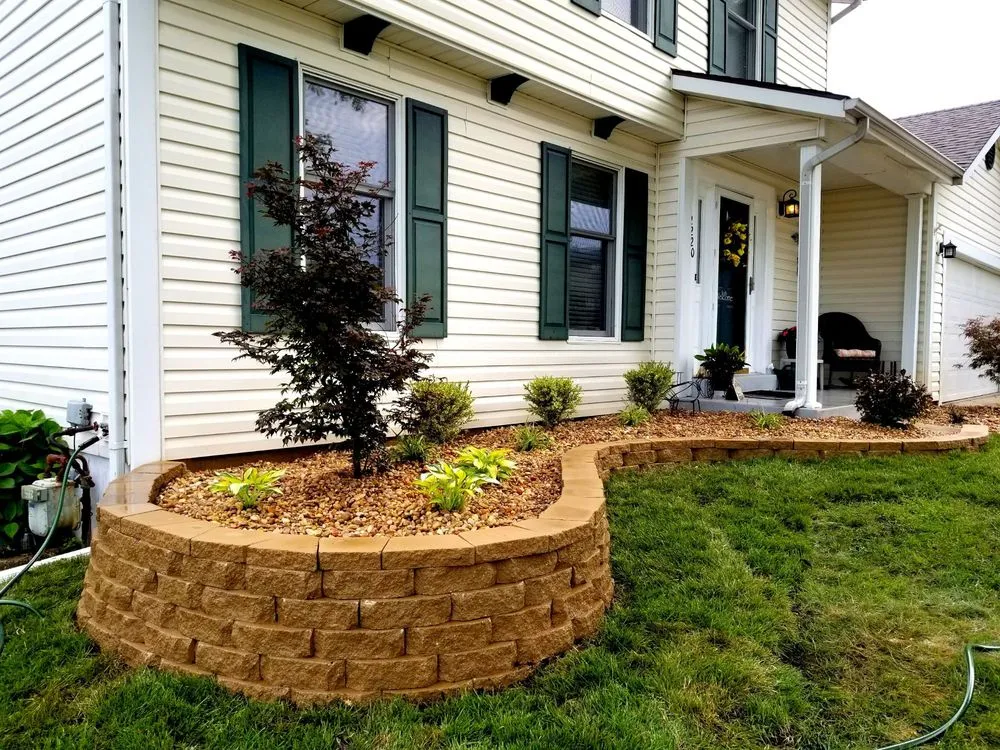 Trusted garden landscaping experts serving St. Louis, MO - Ulett Tree & Landscaping