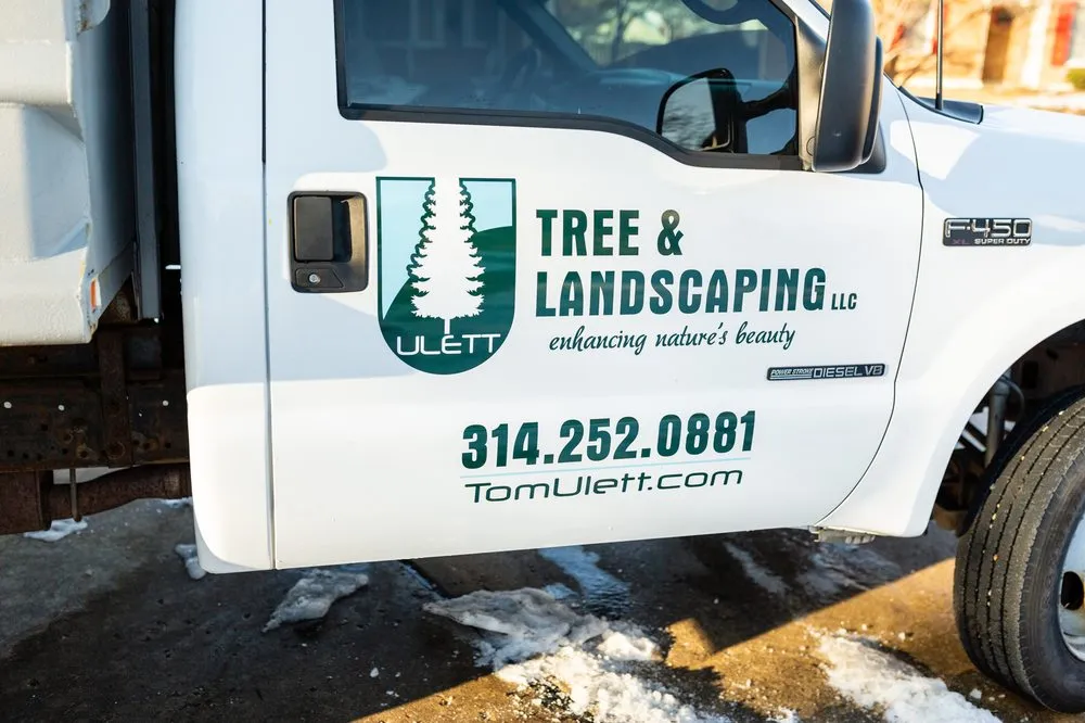 Custom garden landscaping in St. Louis, MO - Ulett Tree & Landscaping
