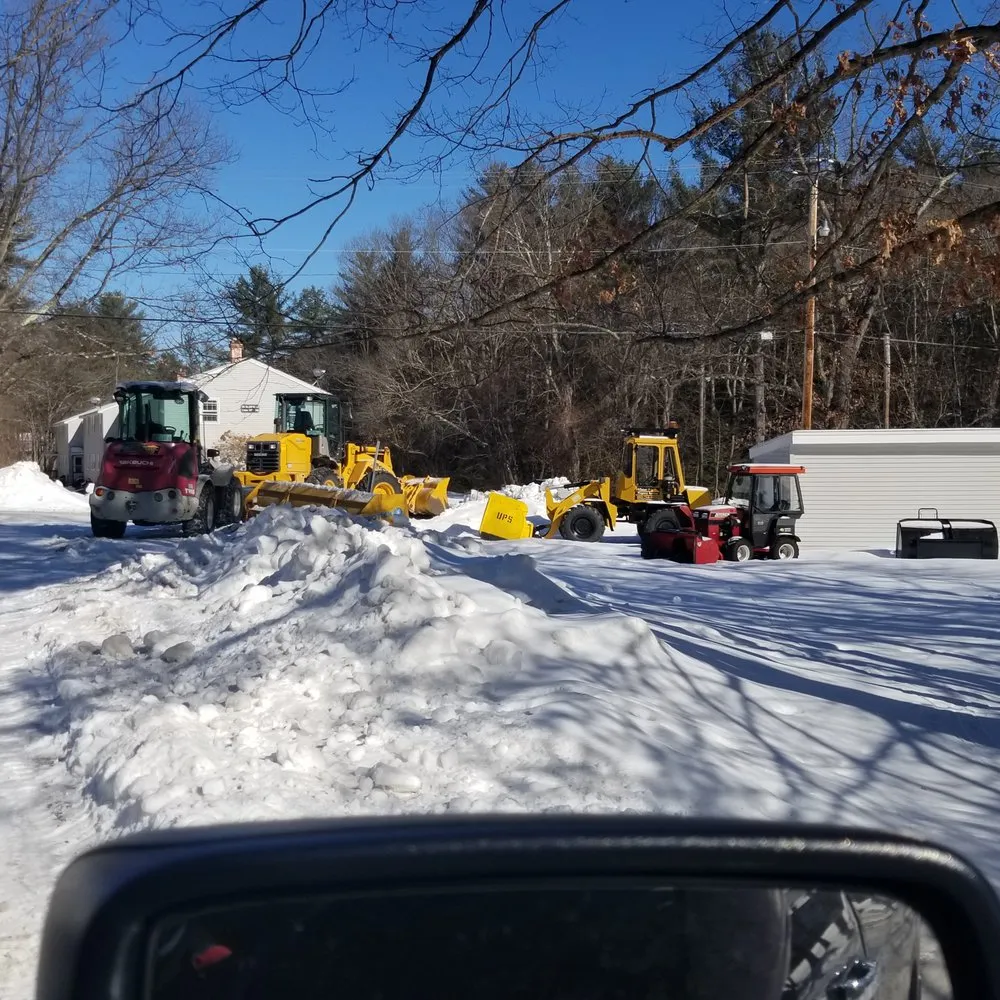Professional lawn care service in Bedford, NH - Ulster Property Services