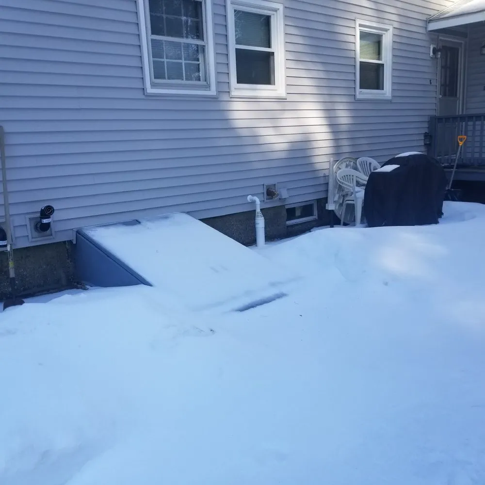 Top-rated outdoor landscaping near you in Bedford, NH by Ulster Property Services