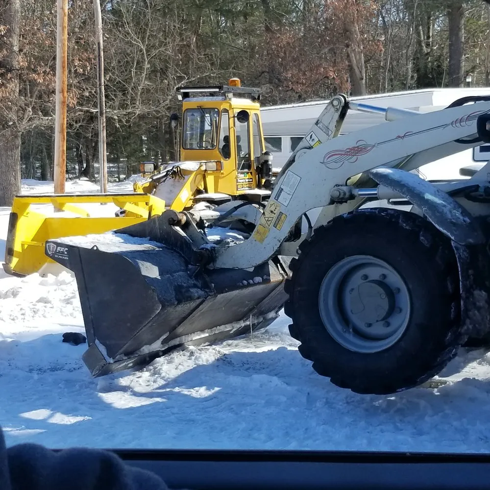 Reliable lawn mowing service in Bedford, NH - Ulster Property Services