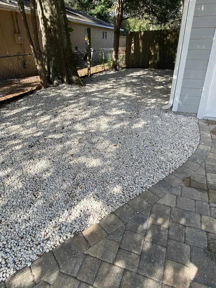 Custom garden landscaping in St. Augustine, FL - Ultimate Edge Lawn Service