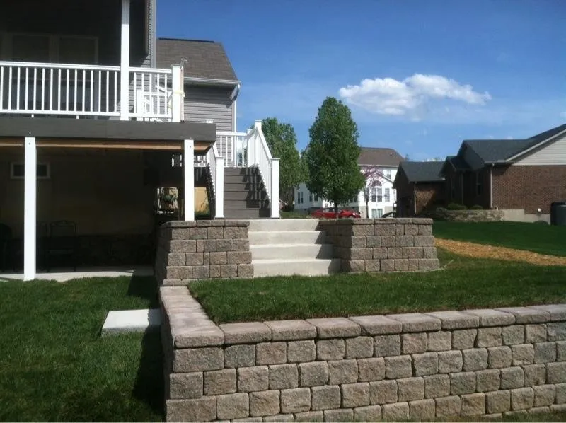 Local residential landscaping experts serving Piqua, OH - Ultimate Fence