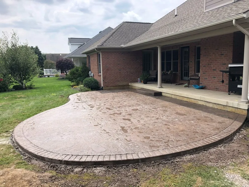 Local yard cleanup service experts serving Piqua, OH - Ultimate Fence