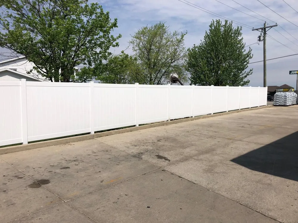 Affordable yard cleanup service for beautiful yards across Piqua, OH - Ultimate Fence
