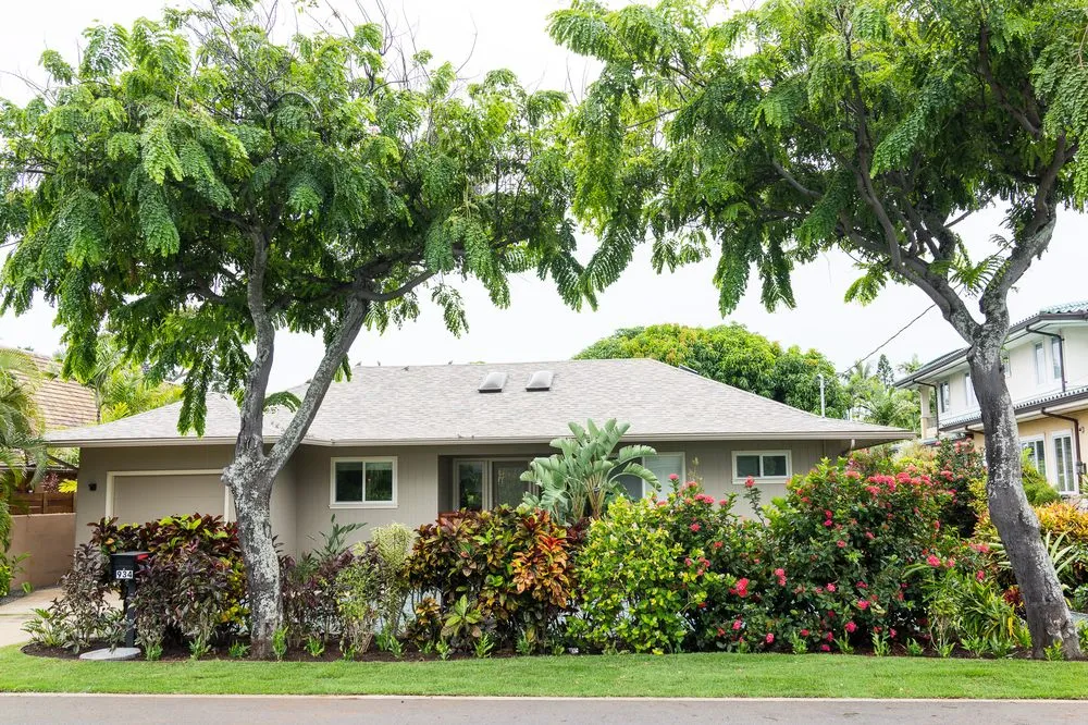 Custom residential landscaping in Honolulu, HI by Ultimate Innovations