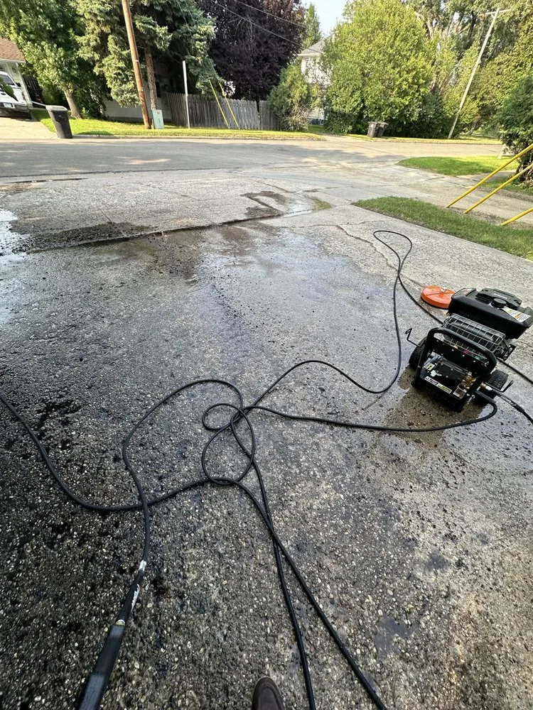 Reliable lawn care service experts serving Warren, MN - Ultimate Landcare